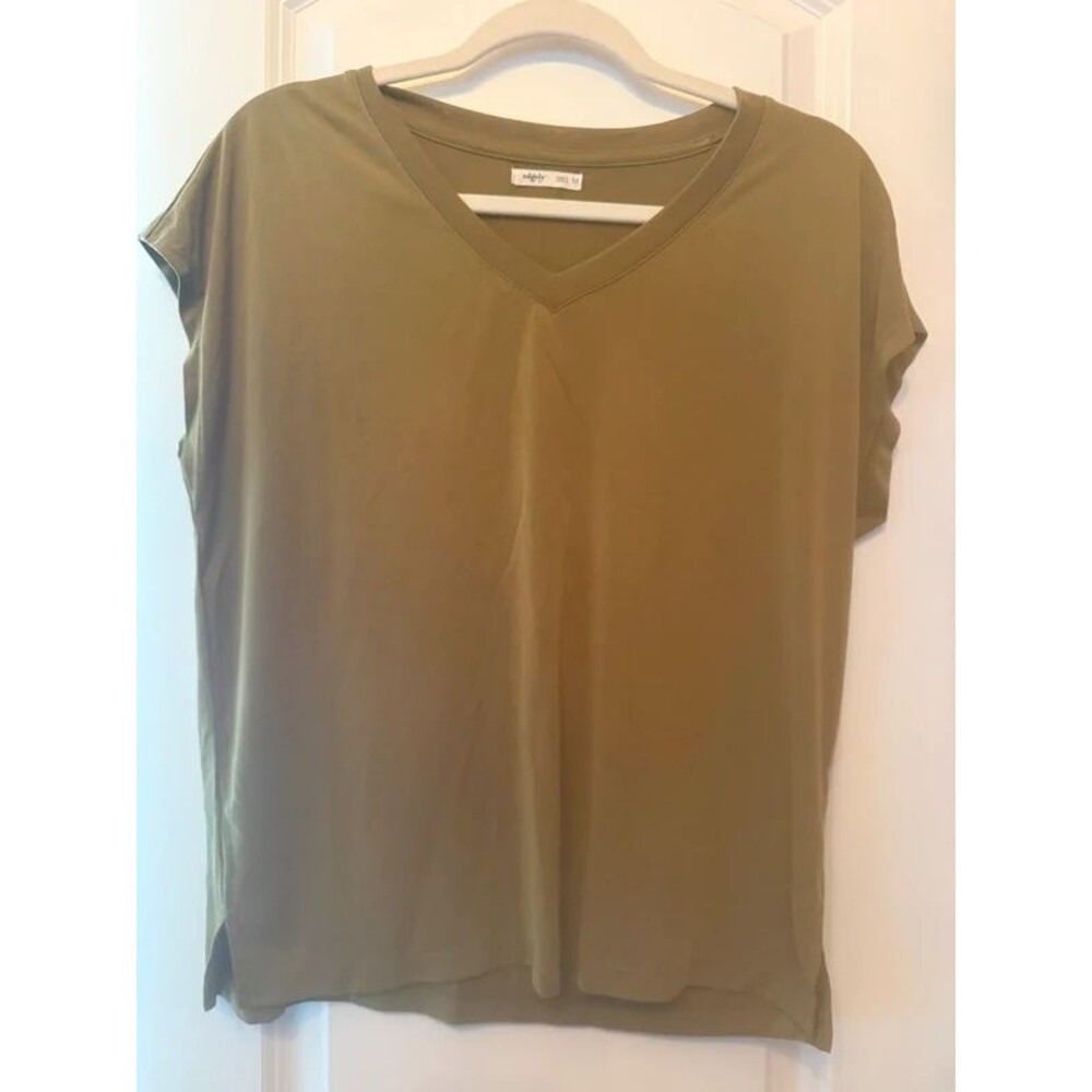Maurice’s Edgely Top size Medium EUC